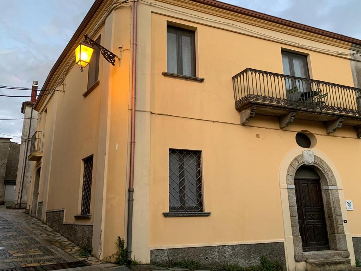 Le Vie Mediterranee Torre di Ruggiero Exterior photo